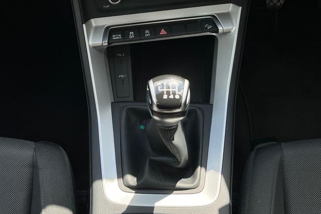 Audi Q3 Photo 23