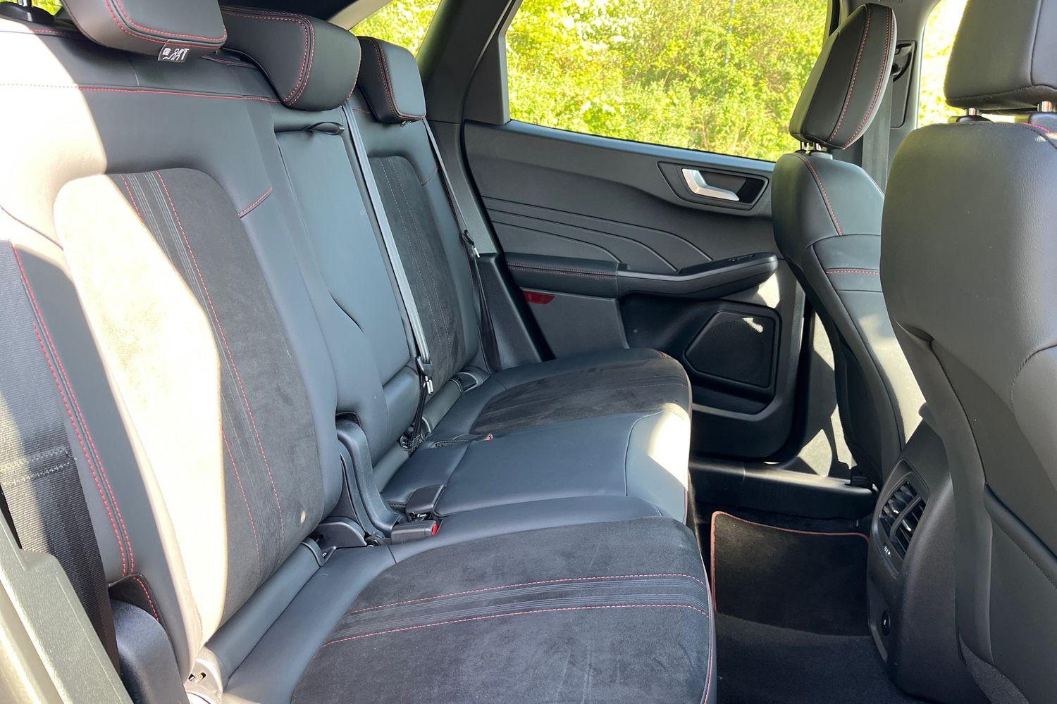 Ford KUGA Photo 36
