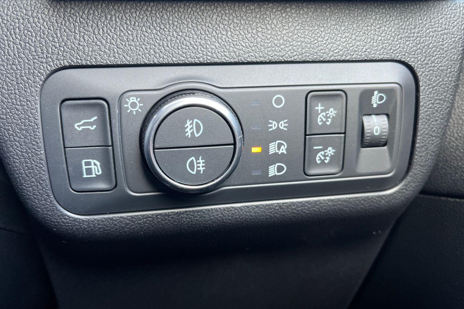Ford KUGA Photo 23