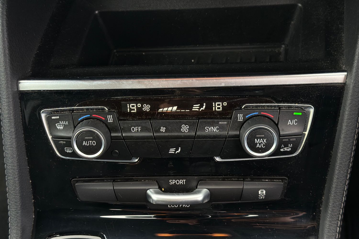 BMW 2 SERIES Photo 30
