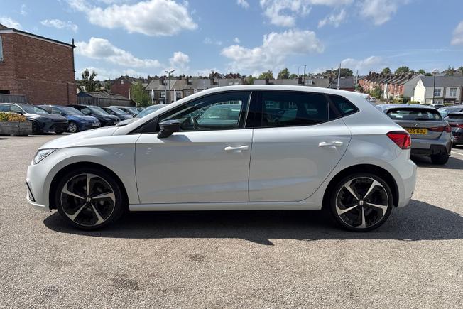 SEAT Ibiza Photo 25