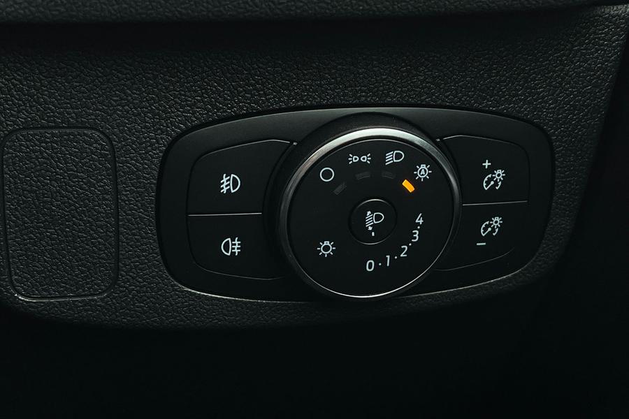 Ford Focus Photo autoimg-5dc7330dd2cf556049d91e84b47e0d40c68e003d.jpg