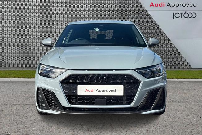 Audi A1 Photo 8
