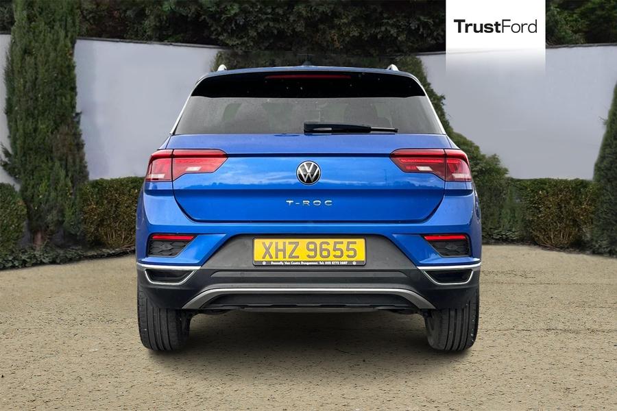 Volkswagen T-ROC Photo autoimg-5dd00f242058b22f134799d61611dd5635568465.jpg