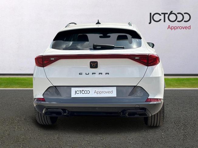 CUPRA Formentor Photo 7