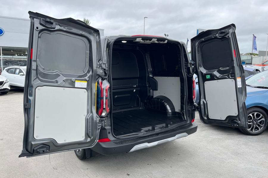 Ford Transit Custom Photo autoimg-5dd4558fc25ac3e80d62a7525f7528828ff240f6.jpg