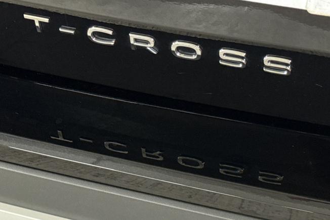 VOLKSWAGEN T-Cross Photo 37