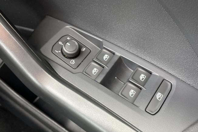 VOLKSWAGEN T-Cross Photo 40
