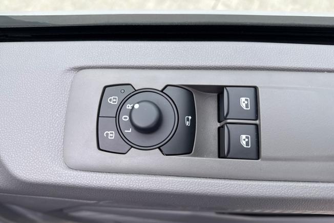 Volkswagen E-Transporter Photo 22