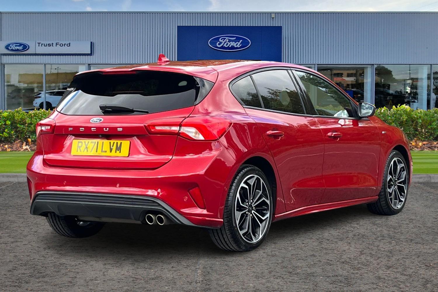 Ford Focus Photo 3