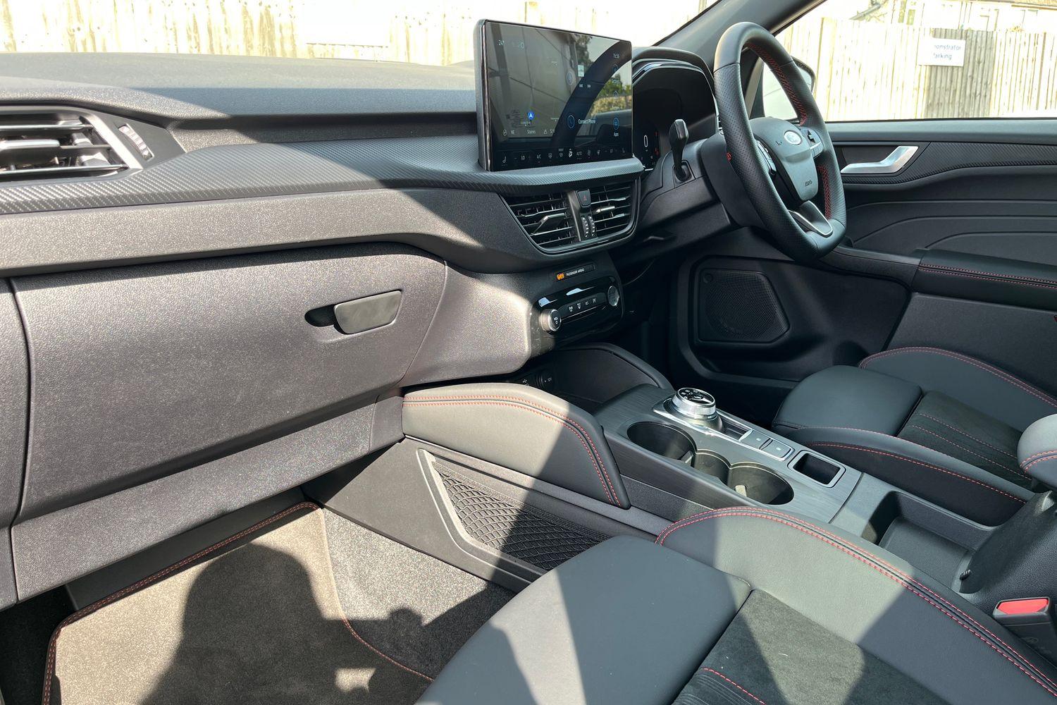 Ford KUGA Photo 17