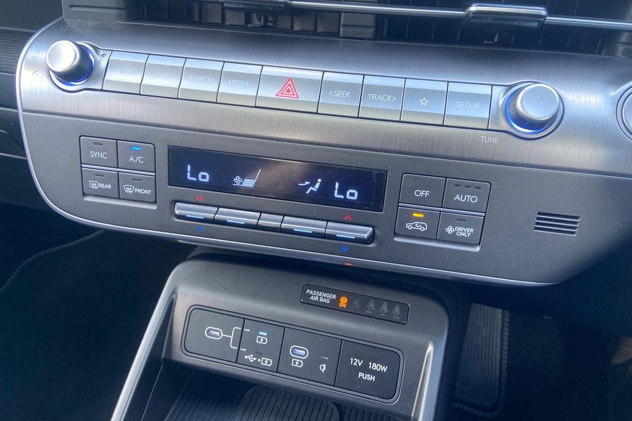 Hyundai KONA Photo autoimg-5de3c795b1d370753249b981c547f73e18c36fc0.jpg