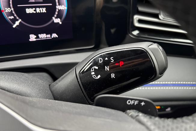 VOLKSWAGEN Tiguan Photo 31
