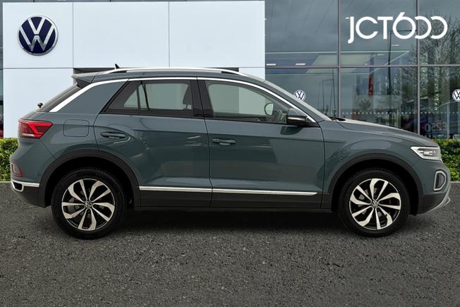 VOLKSWAGEN T-Roc Photo 4