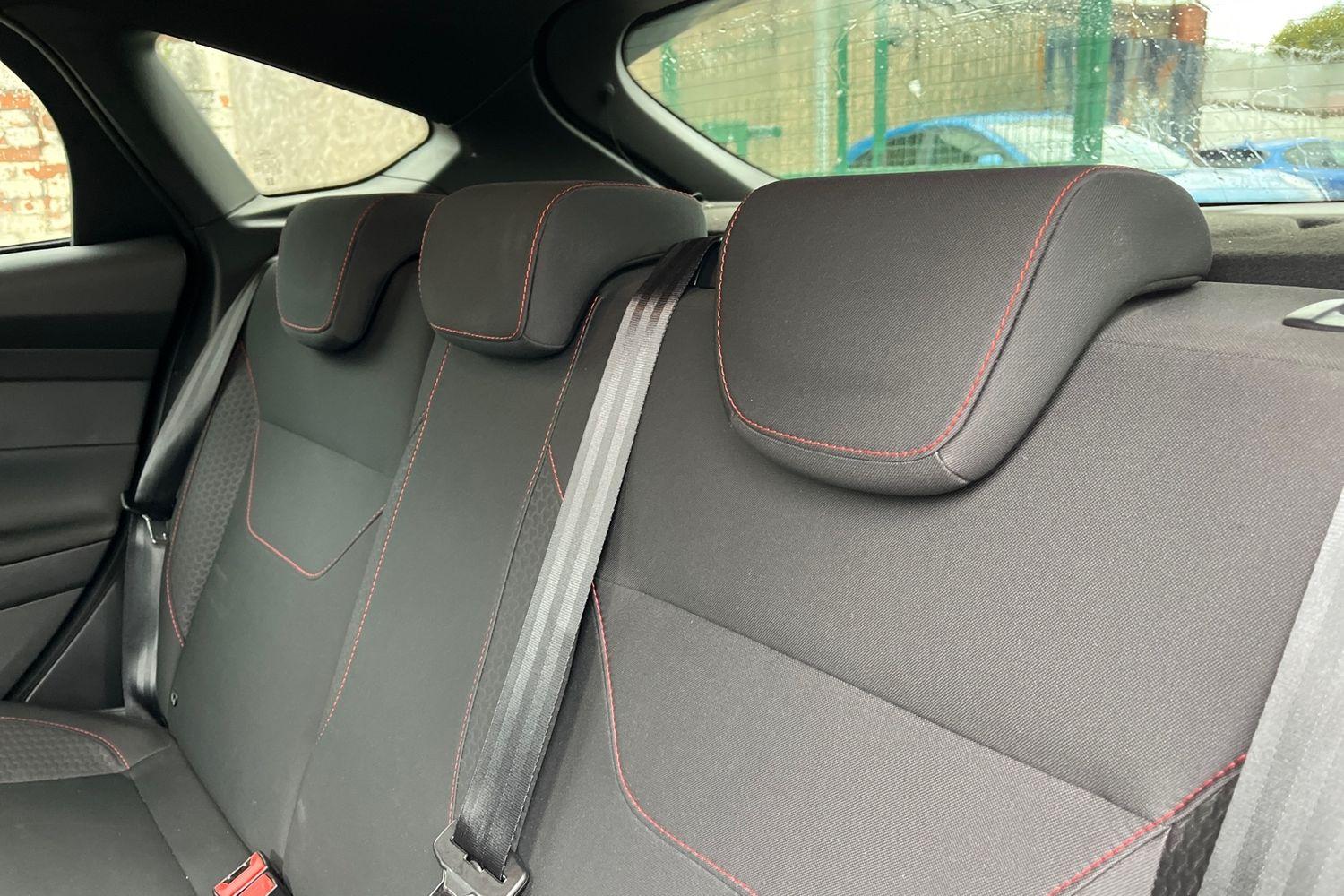 Ford FOCUS Photo 19