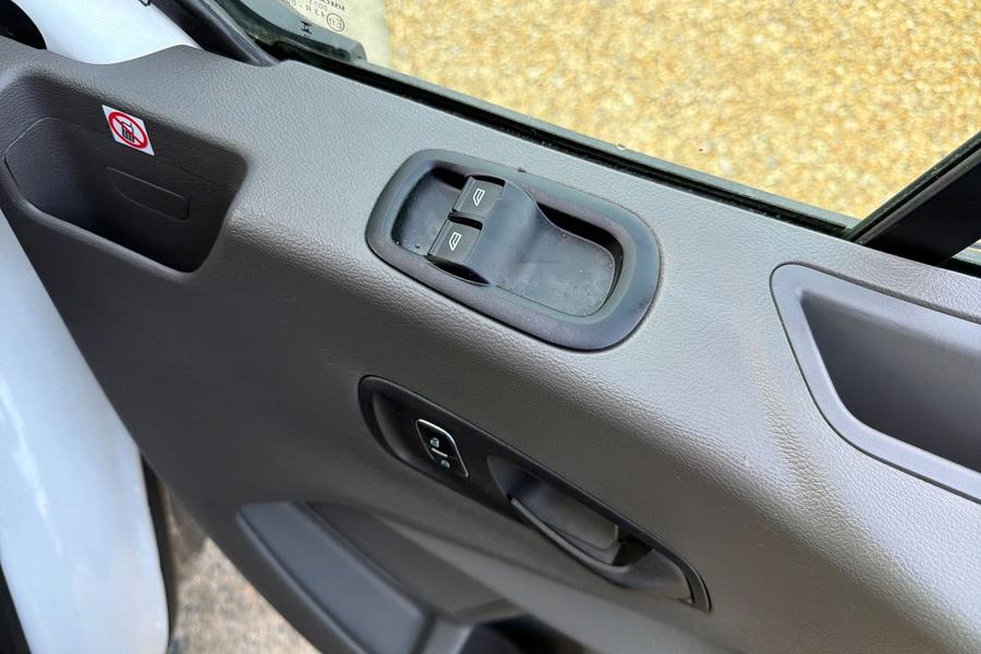 Ford TRANSIT Photo autoimg-5def353703fad4c38975fcb5ecc709ef499be297.jpg