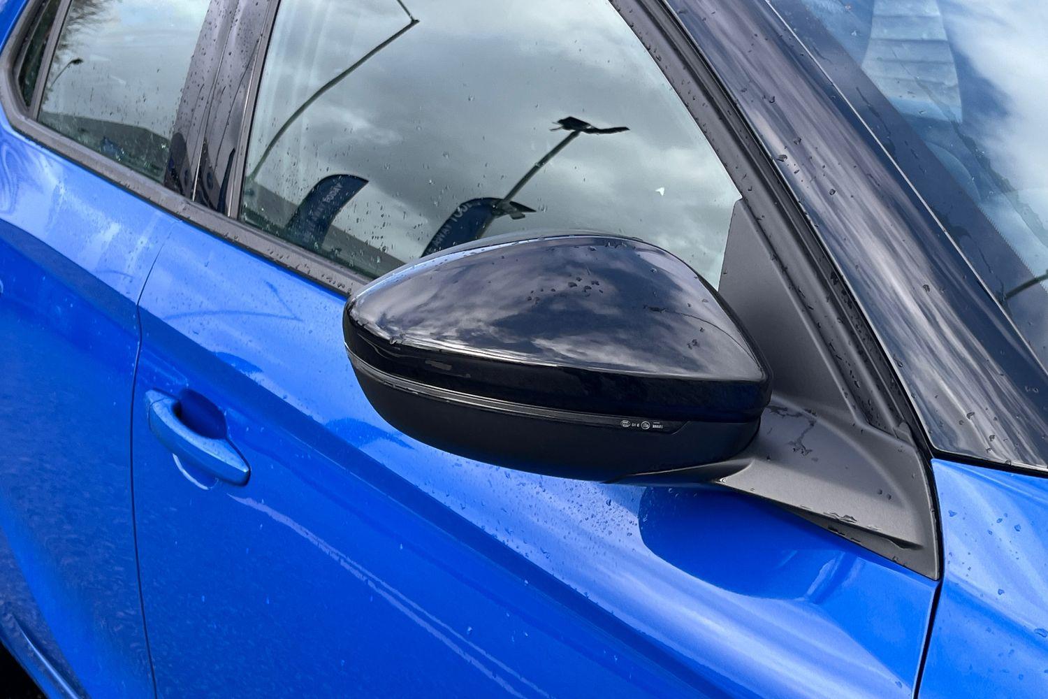 Vauxhall CORSA Photo 28