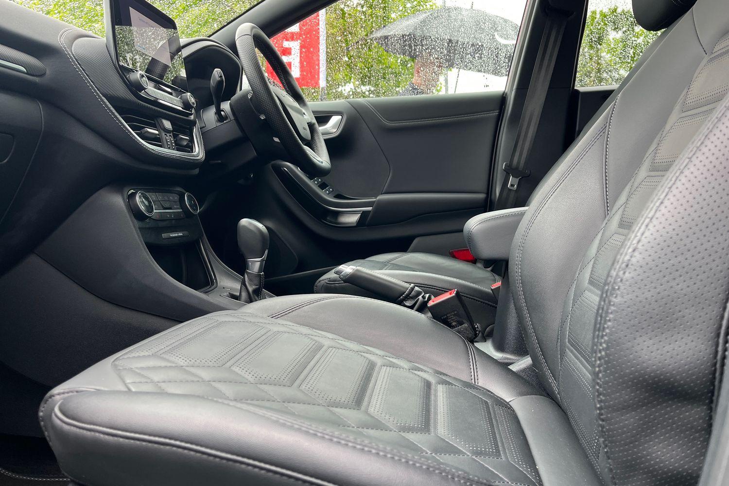 Ford PUMA Photo 17