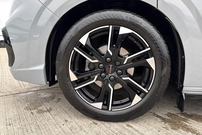 VOLKSWAGEN Transporter Photo 5