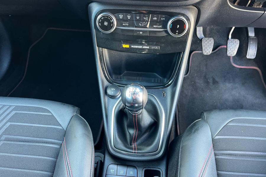 Ford Puma Photo autoimg-5df5877bbe5b73e24ea10adda0f5838b4029dbde.jpg