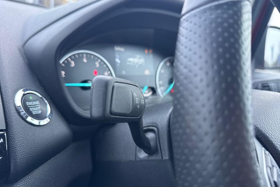 Ford ECOSPORT Photo autoimg-5dfd40e5fac4b0dda4e60c35bb9115ea2d9614ba.jpg