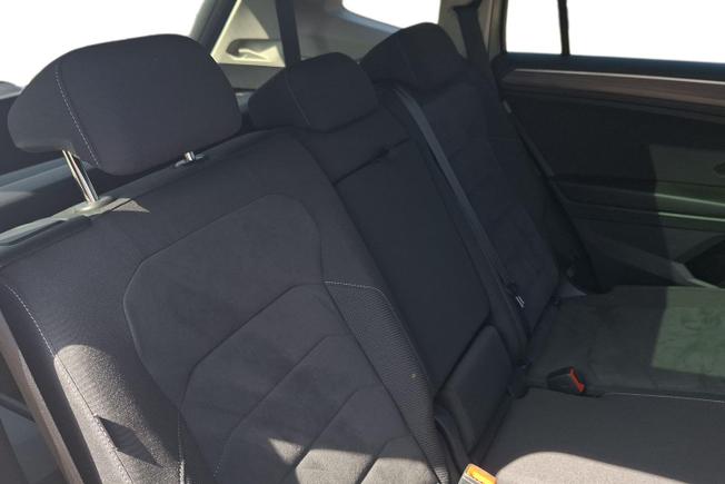 VOLKSWAGEN Tiguan Allspace Photo 9
