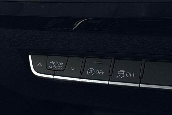 Audi A4 Avant Photo 25