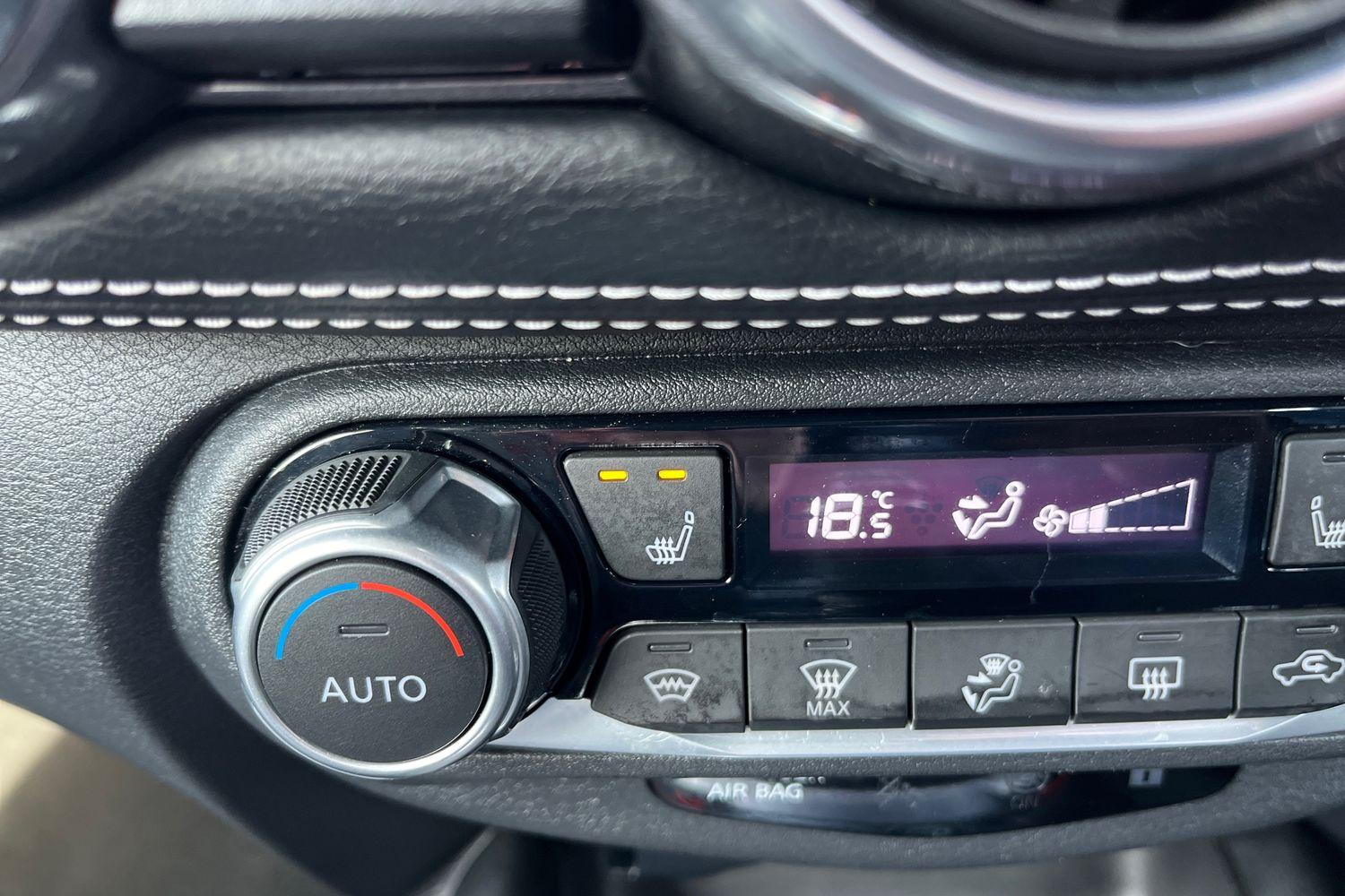 Nissan JUKE Photo 35