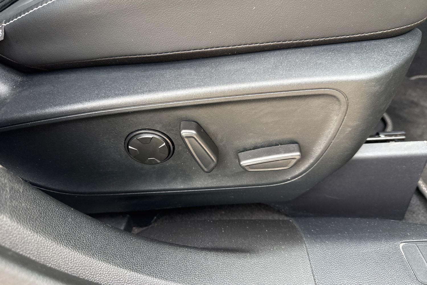 Ford KUGA Photo 34