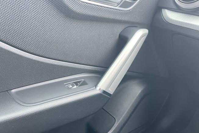 AUDI Q2 Photo 35