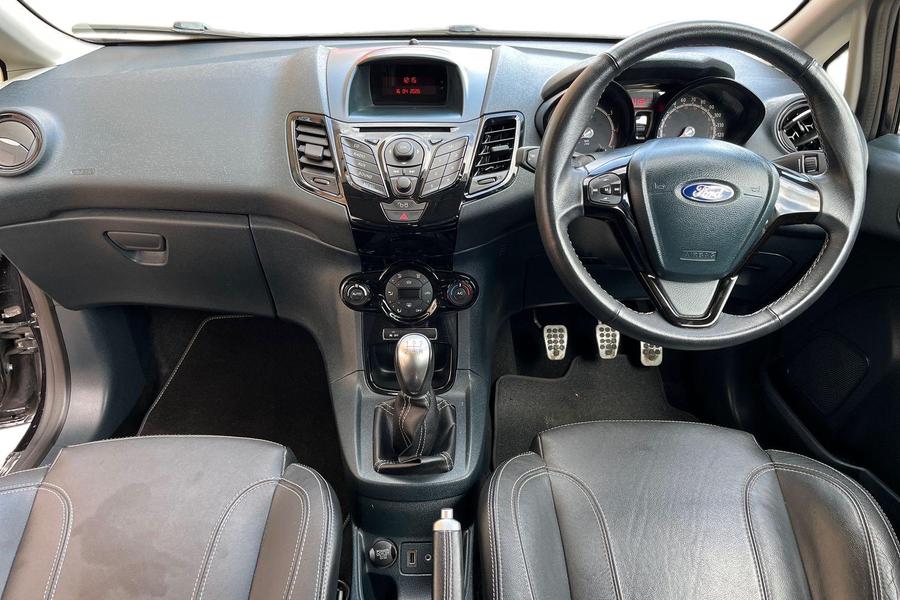 FORD FIESTA Photo autoimg-5e083ce60d73f95e0217e75976eaece4ac8ed9de.jpg