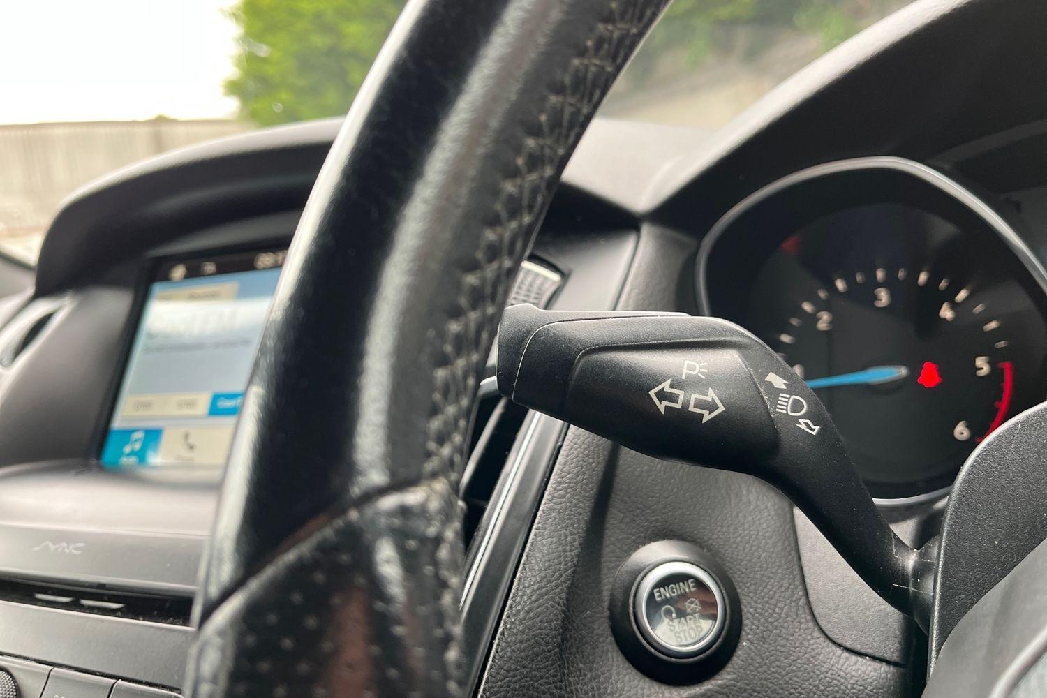 Ford FOCUS Photo 13