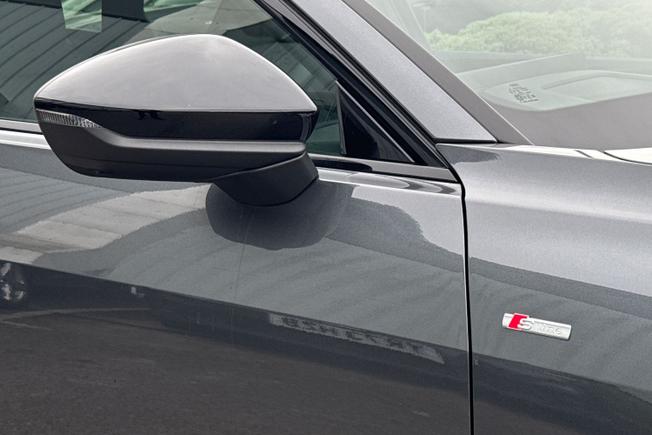 AUDI A5 Avant Photo 20