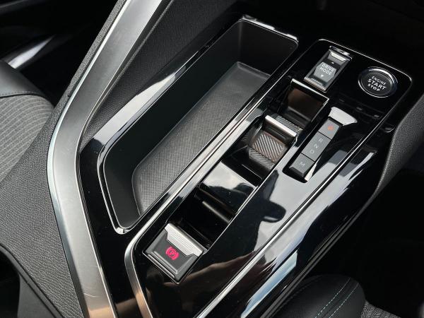 Peugeot 5008 Photo autoimg-5e0be7908690d613b83ef283eec42571bb50bf01.jpg