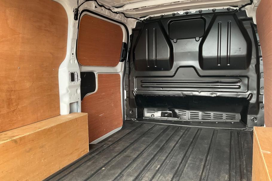 Used Ford TRANSIT CUSTOM DV25YDJ 4