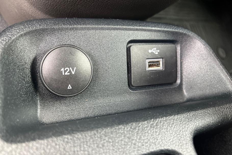 Used Ford Transit Connect LMZ1933 40