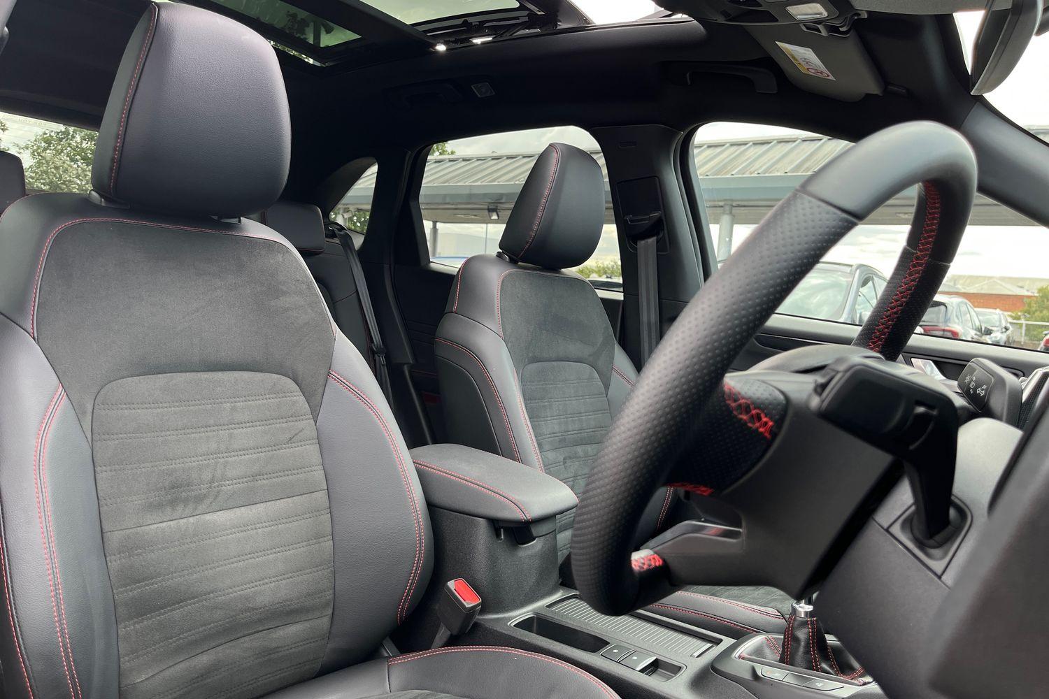 Ford KUGA Photo 16