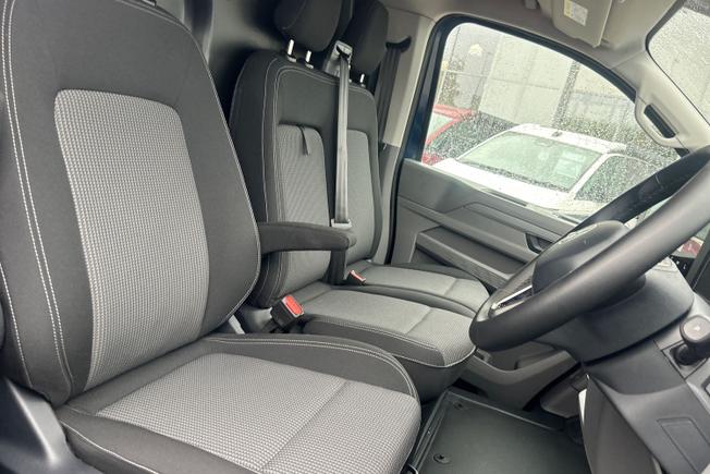VOLKSWAGEN e-Transporter Photo 33