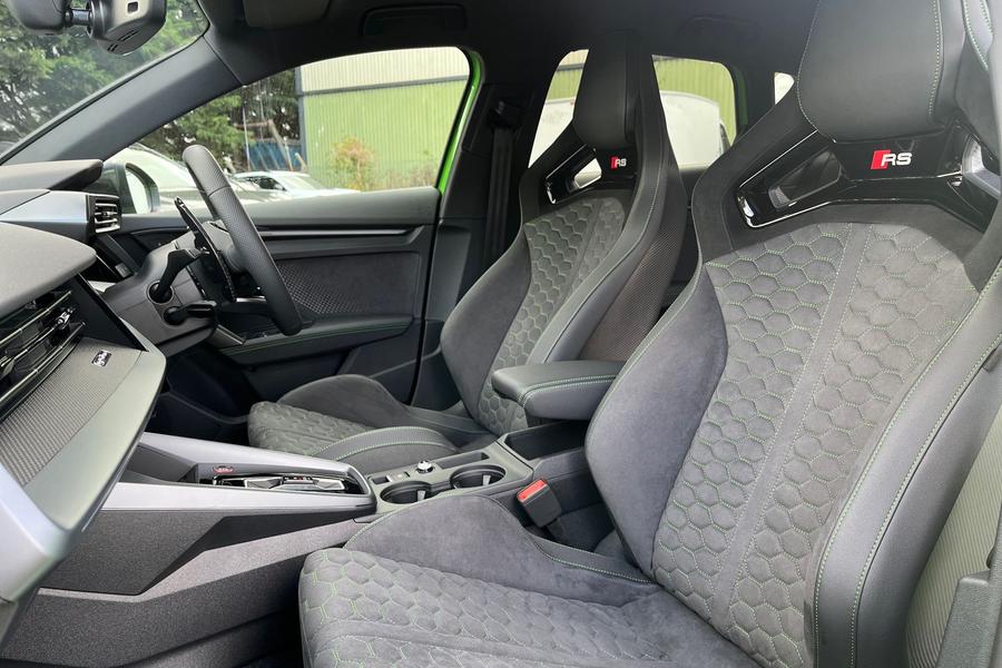 Audi RS3 Photo autoimg-5e217859364dcc24bb1e41457dd7e6baa193ea8c.jpg