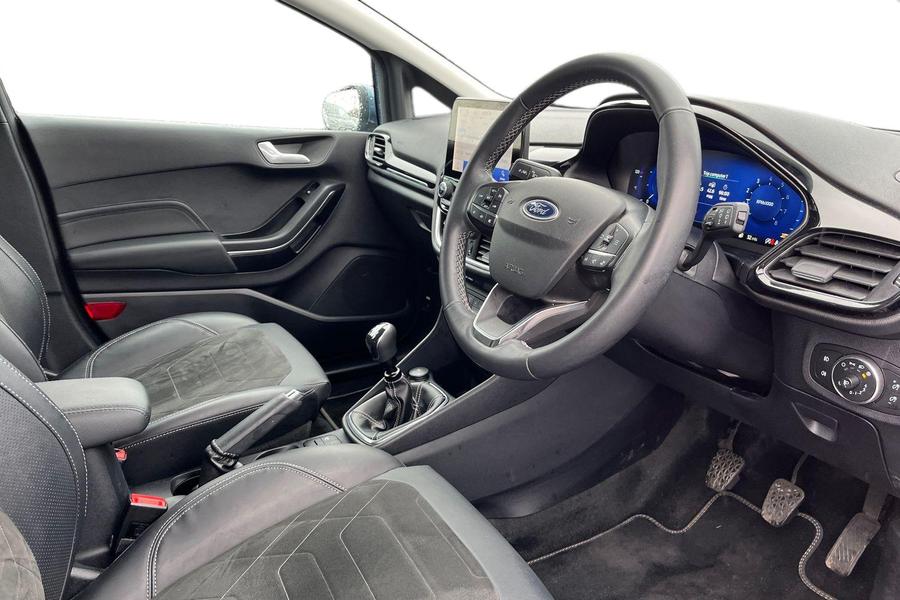 Ford FIESTA Photo autoimg-5e239d9285f8494af5483c7da29b5ec5ecea4146.jpg