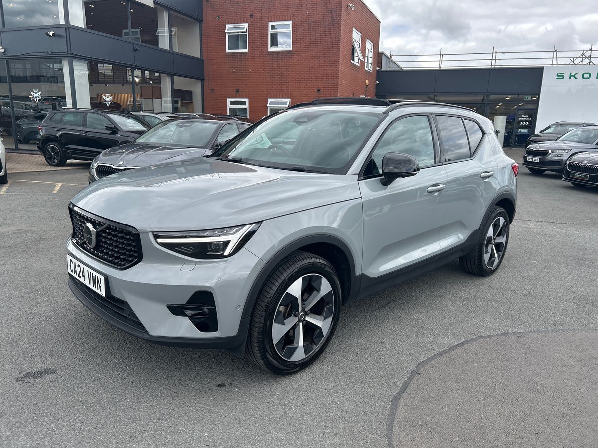 Volvo XC40 Photo 38