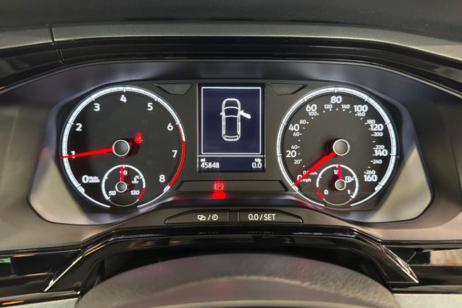 VOLKSWAGEN Polo Photo 15