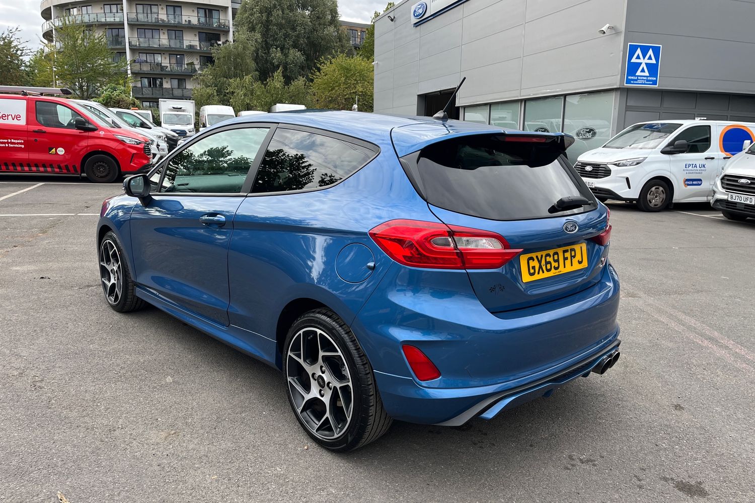 Ford FIESTA Photo 32
