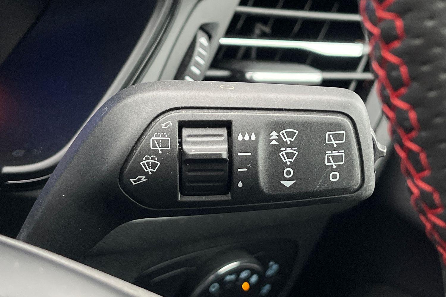 Ford Focus Photo 14