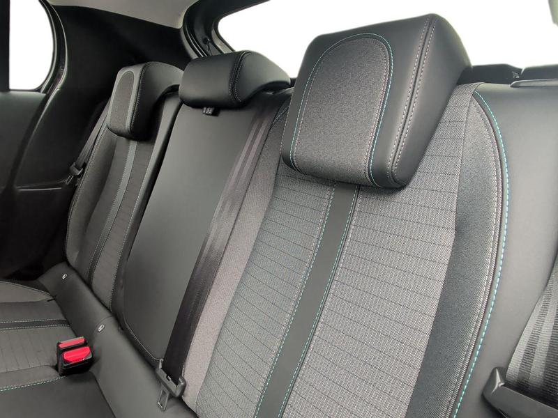 Used Peugeot 208 PY70EAA 17