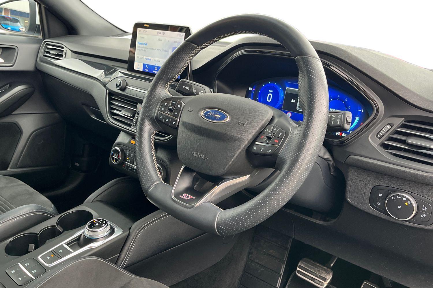 Ford FOCUS Photo 8