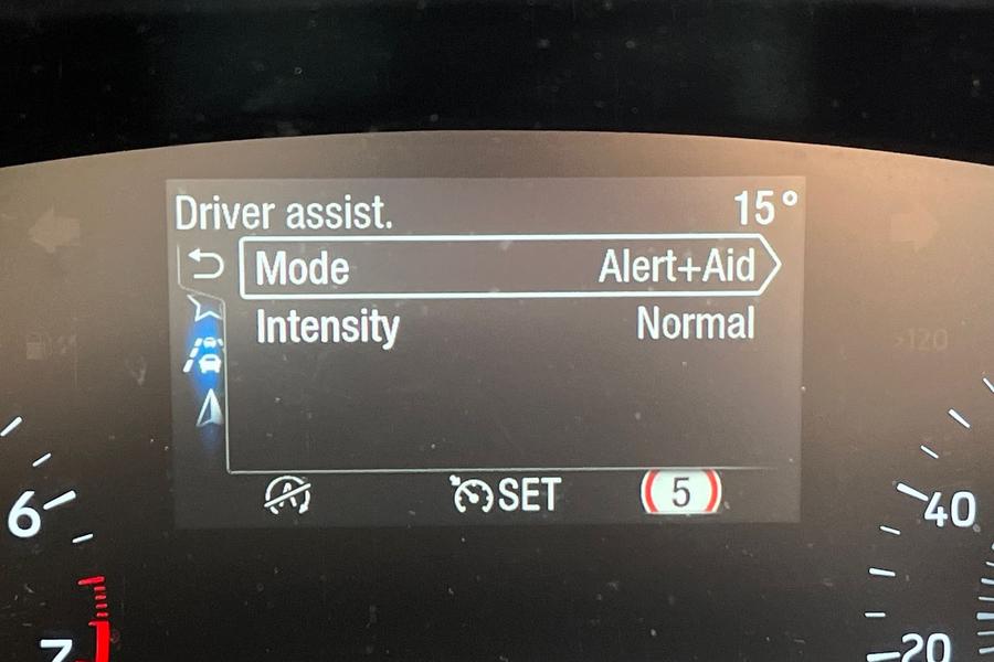 Ford FOCUS Photo autoimg-5e33ef9e8ce77e751f3ccc91246f7e59f4b787c0.jpg