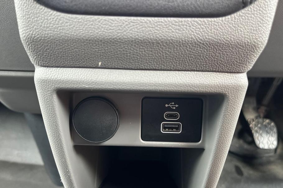 Used Ford TRANSIT CUSTOM DY25TNF 18