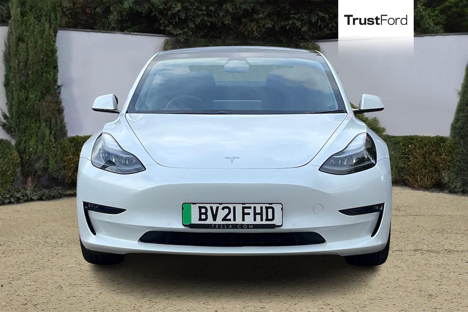 TESLA MODEL 3 Photo 5