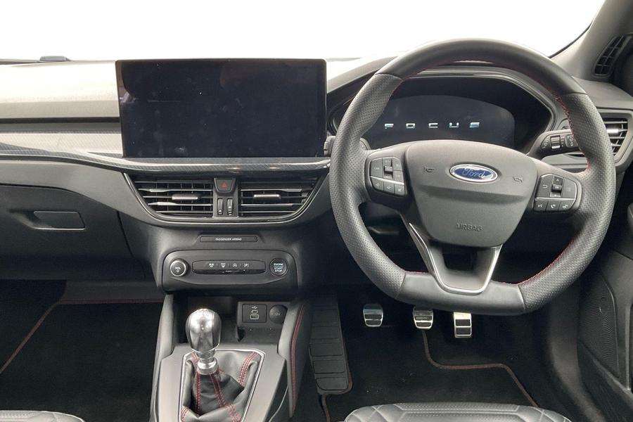 Ford Focus Photo autoimg-5e376f9fe200e0b164becf9c147e93d96bbf14a2.jpg